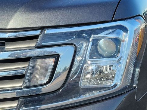 Used 2020 Ford Expedition XLT image 21