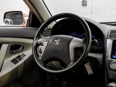 Used 2011 Toyota Camry LE w/ Fleet Convenience Pkg FWD image 20