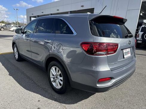 Used 2020 Kia Sorento LX image 7