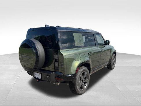 New 2026 Land Rover Defender 110 X-Dynamic SE AWD/4WD image 5