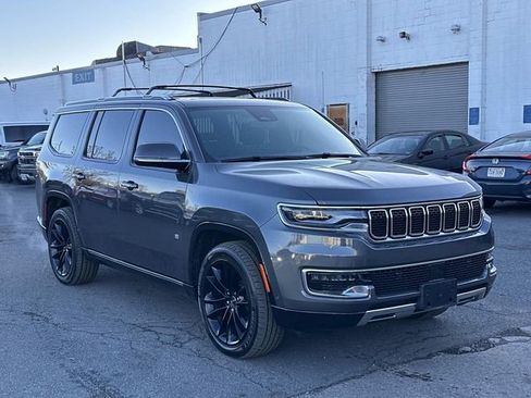 Used 2022 Jeep Wagoneer Series III w/ Premium Group I image 1