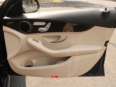 Used 2017 Mercedes-Benz C 300 4MATIC Sedan w/ Premium 1 Package image 29