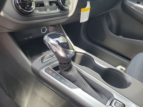 New 2026 Buick Envista Sport Touring w/ Convenience II Package FWD image 12