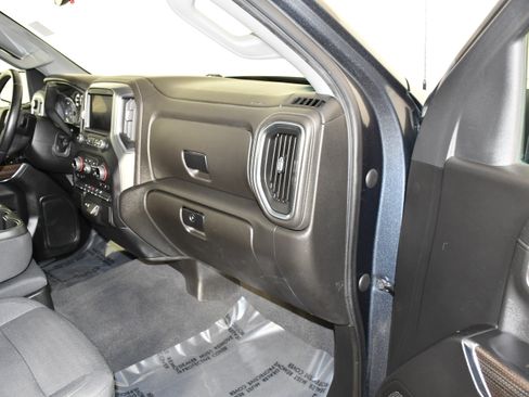 Used 2022 Chevrolet Silverado 1500 LT AWD/4WD image 44