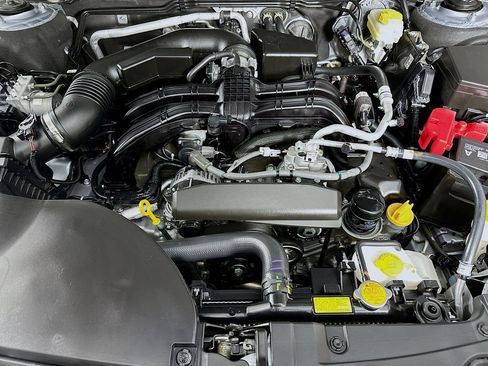 Used 2025 Subaru Outback Premium w/ Popular Package #1A image 37