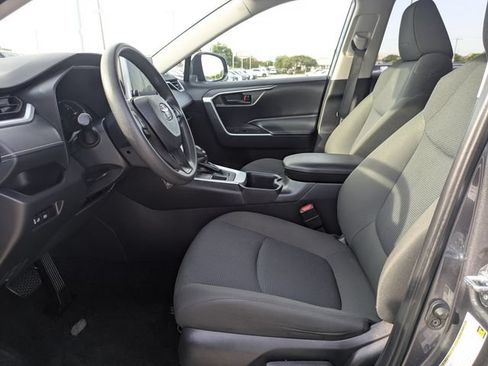 Certified 2025 Toyota RAV4 LE AWD/4WD image 26