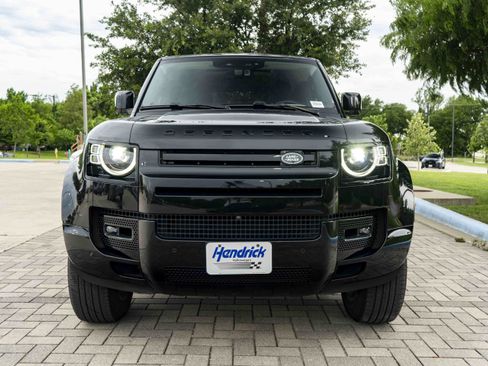 Used 2024 Land Rover Defender 110 X-Dynamic SE AWD/4WD image 3