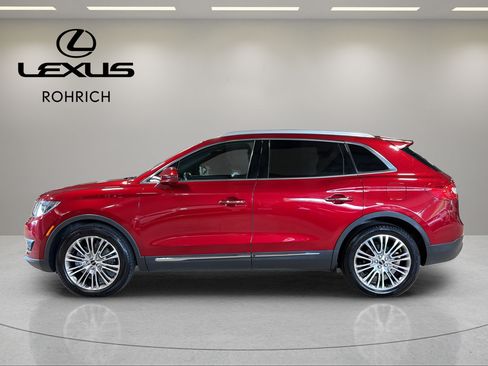Used 2016 Lincoln MKX Reserve w/ Climate Package AWD/4WD image 2