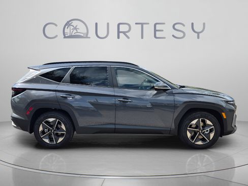 New 2026 Hyundai Tucson SEL w/ Tow & Go Package FWD image 6