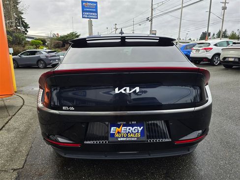 Used 2022 Kia EV6 Wind image 4