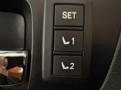 Used 2021 Toyota Tundra 1794 Edition image 10