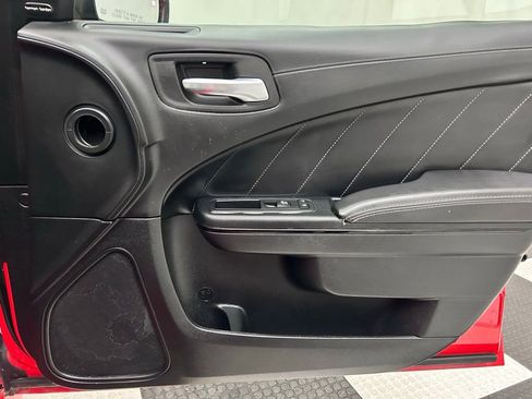 Used 2019 Dodge Charger R/T w/ Plus Group image 16
