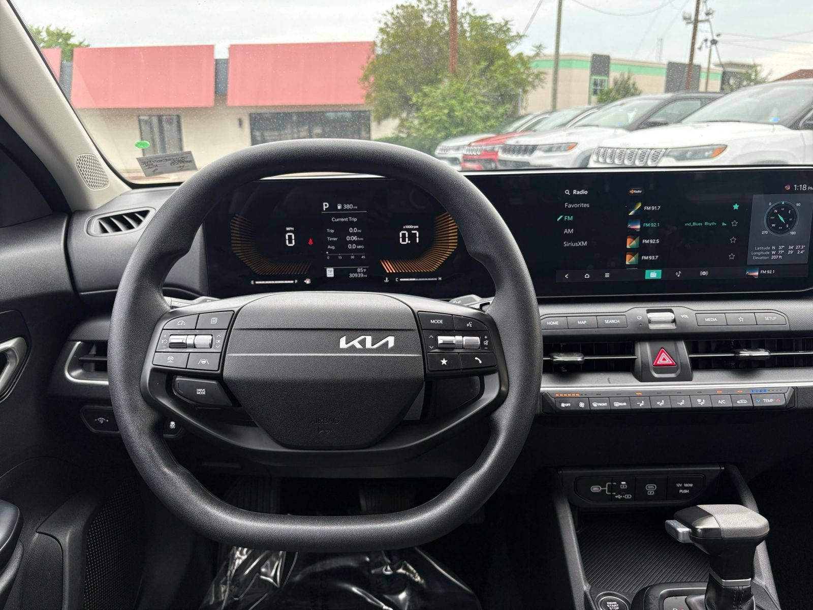 Used 2025 Kia K4 FWD image 32