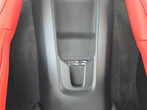 Used 2024 Chevrolet Corvette Stingray Premium Conv w/ Z51 Performance Package RWD image 10