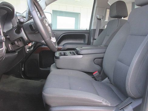 Used 2017 GMC Sierra 2500 SLE w/ HD SLE Preferred Plus Package AWD/4WD image 10