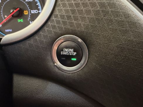 Used 2020 Chevrolet Malibu LS image 27