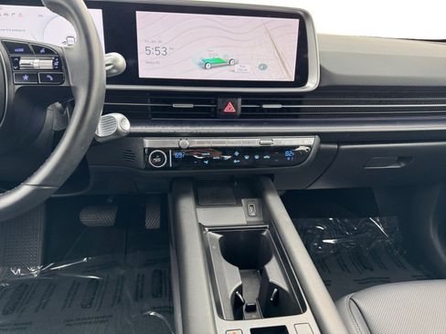 Certified 2025 Hyundai Ioniq 6 SEL image 11