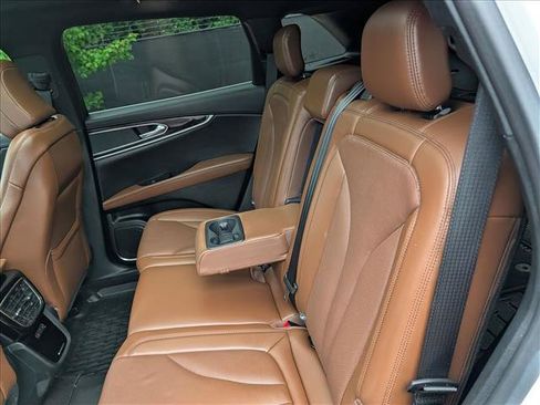 Used 2023 Lincoln Nautilus Reserve AWD/4WD image 25