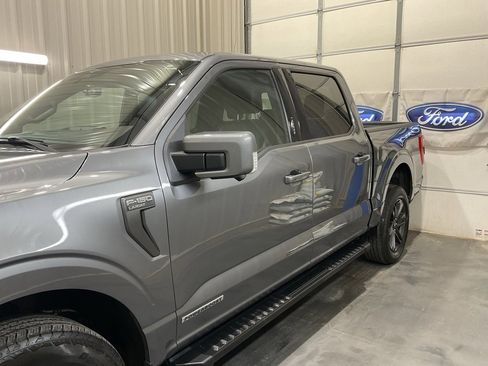 Used 2023 Ford F150 Lariat image 5