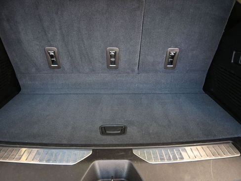 Used 2021 Chevrolet Tahoe RST w/ Luxury Package image 20