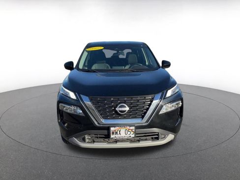 Used 2023 Nissan Rogue SV image 4