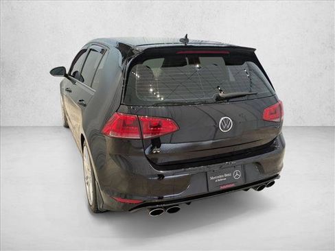 Used 2017 Volkswagen Golf R 4-Door image 8