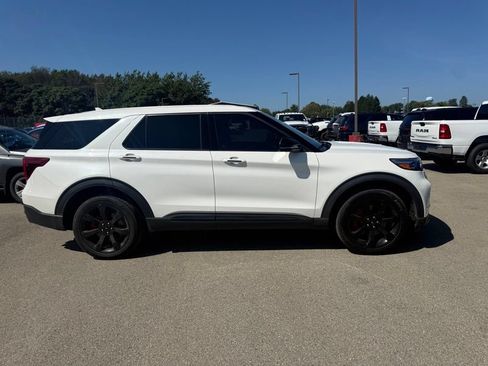 Used 2022 Ford Explorer ST w/ Equipment Group 401A AWD/4WD image 14