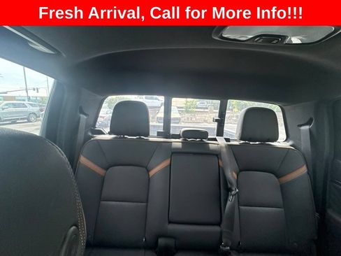 Used 2023 GMC Canyon AT4 w/ AT4 Premium Package AWD/4WD image 13