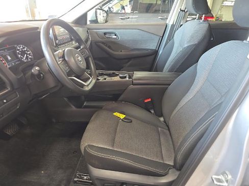 Used 2021 Nissan Rogue SV AWD/4WD image 10