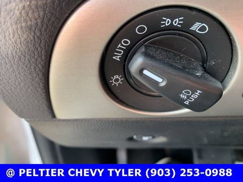 Used 2019 Dodge Durango SXT image 16