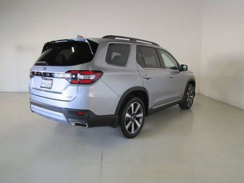 Certified 2023 Honda Pilot Elite image 26
