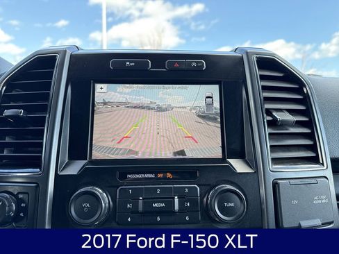 Used 2017 Ford F150 XLT w/ Equipment Group 302A Luxury image 22