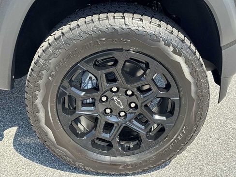 New 2026 Chevrolet Colorado Trail Boss AWD/4WD image 32