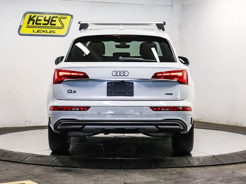 Used 2023 Audi Q5 2.0T Premium w/ Convenience Package AWD/4WD image 3