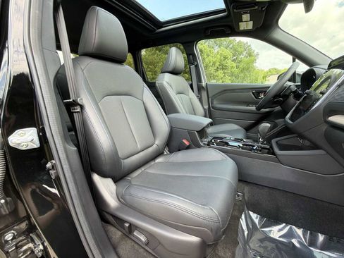 Used 2026 Subaru Forester Limited AWD/4WD image 19