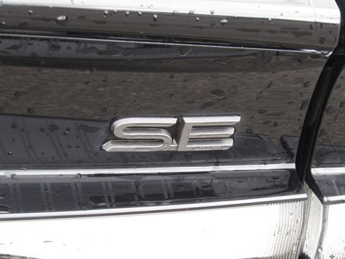 Used 2023 Toyota Prius Prime FWD image 8