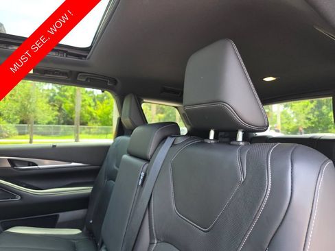 Used 2025 INFINITI QX60 Luxe w/ Black Edition FWD image 23