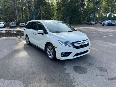 Used 2019 Honda Odyssey EX image 3