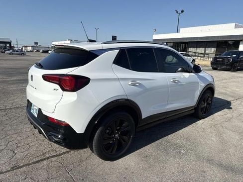 Used 2024 Buick Encore GX Sport Touring w/ Comfort Package FWD image 4