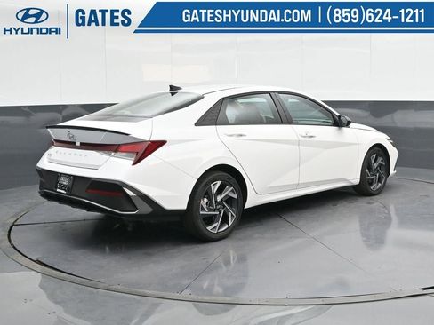 New 2025 Hyundai Elantra Sport image 2