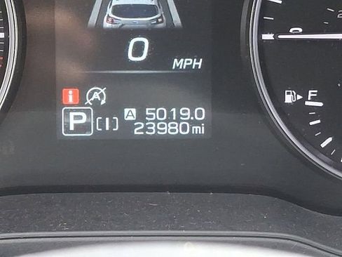 Used 2024 Subaru Crosstrek 2.0i Premium image 22