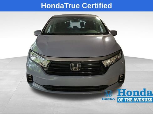 Used 2023 Honda Odyssey Touring image 2