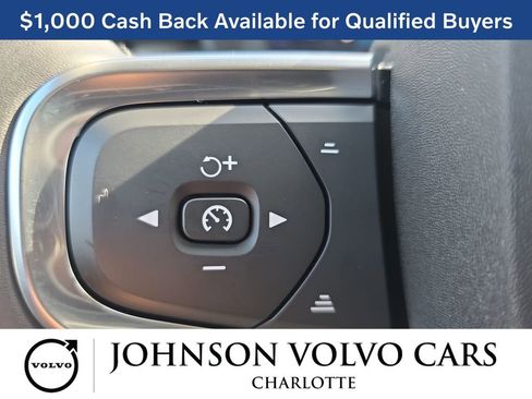 New 2026 Volvo XC40 B4 Plus w/ Protection Package Premier FWD image 17