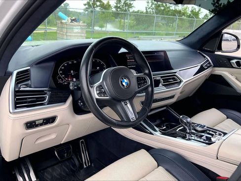 Used 2020 BMW X7 M50i AWD/4WD image 17