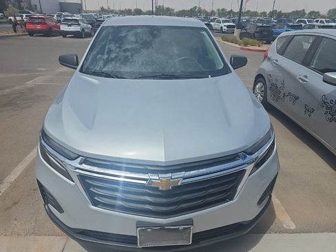 Used 2022 Chevrolet Equinox LS w/ LS Convenience Package AWD/4WD image 5