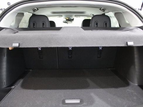 New 2026 Chevrolet Trax LT w/ Sunroof Package image 23