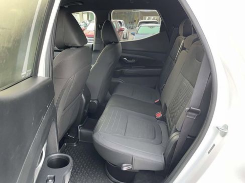 Used 2023 Hyundai Santa Cruz SEL AWD/4WD image 3