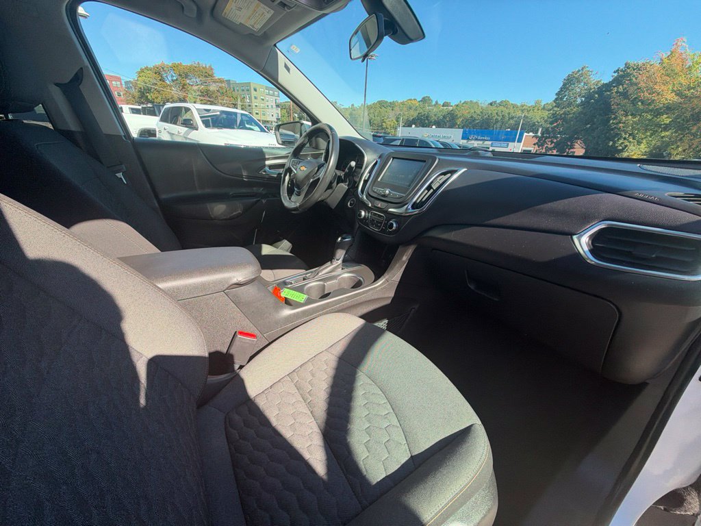 Used 2018 Chevrolet Equinox LT FWD image 21