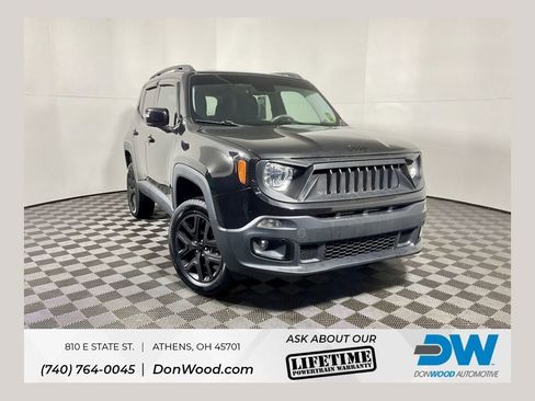 Used 2016 Jeep Renegade Latitude image 1