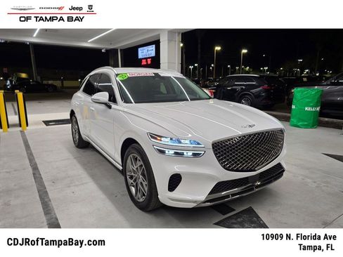Used 2025 Genesis GV70 2.5T image 1